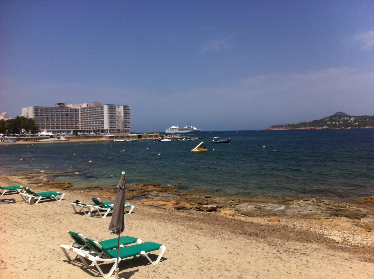 an-afternoon-exploring-san-antonio-bay-s-beaches-uneek-ibiza